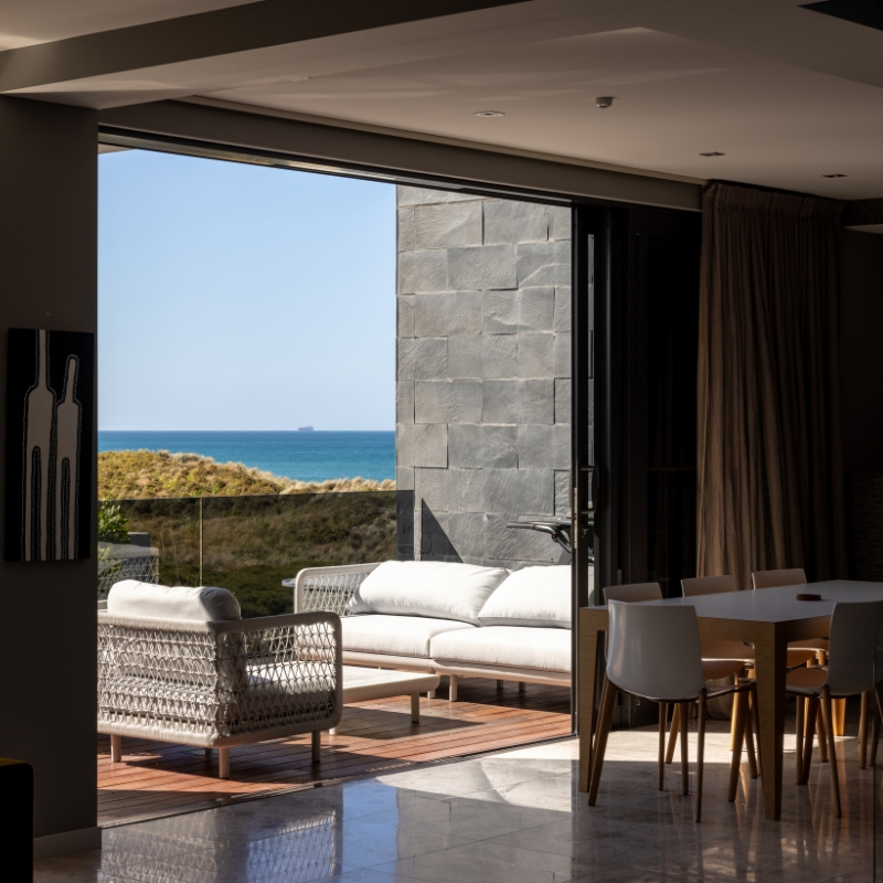 outdoor area in 2/415 oceanbeach